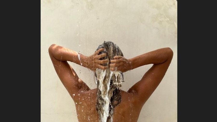 Sa shpesh duhet t’i lani flokët?