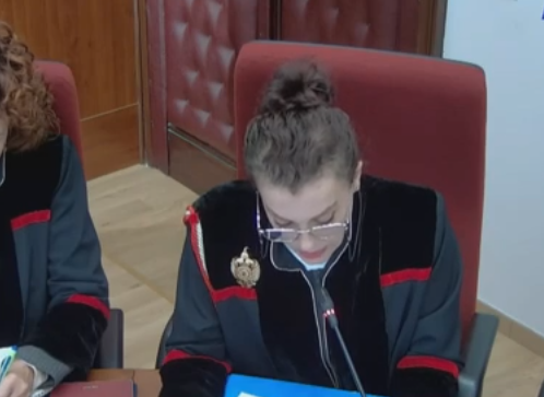 Seanca e Veliajt në GJK, relatorja lexon pretendimet e ish-kryebashkiakut: Presidenti mori atributet e gjykatës, Këshilli i Ministrave shkeli ligjin!