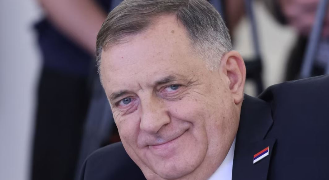 SHBA-ja ua heq sanksionet, katër bashkëpunëtorëve të Dodikut