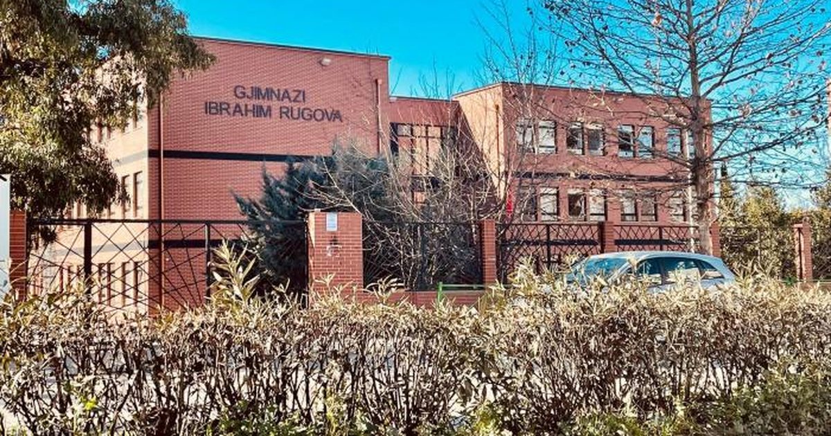 Sherr masiv në gjimnazin “Ibrahim Rugova”, plagosen me thikë dy nxënës