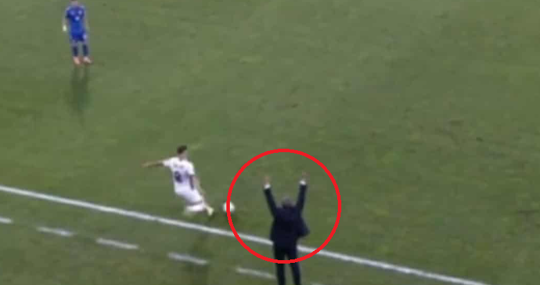 “Shikojani duart ku i ka”! Plas debati në Serbi, Stojkovic e ndieu golin e Manajt: Lojtarët nuk lëvizën