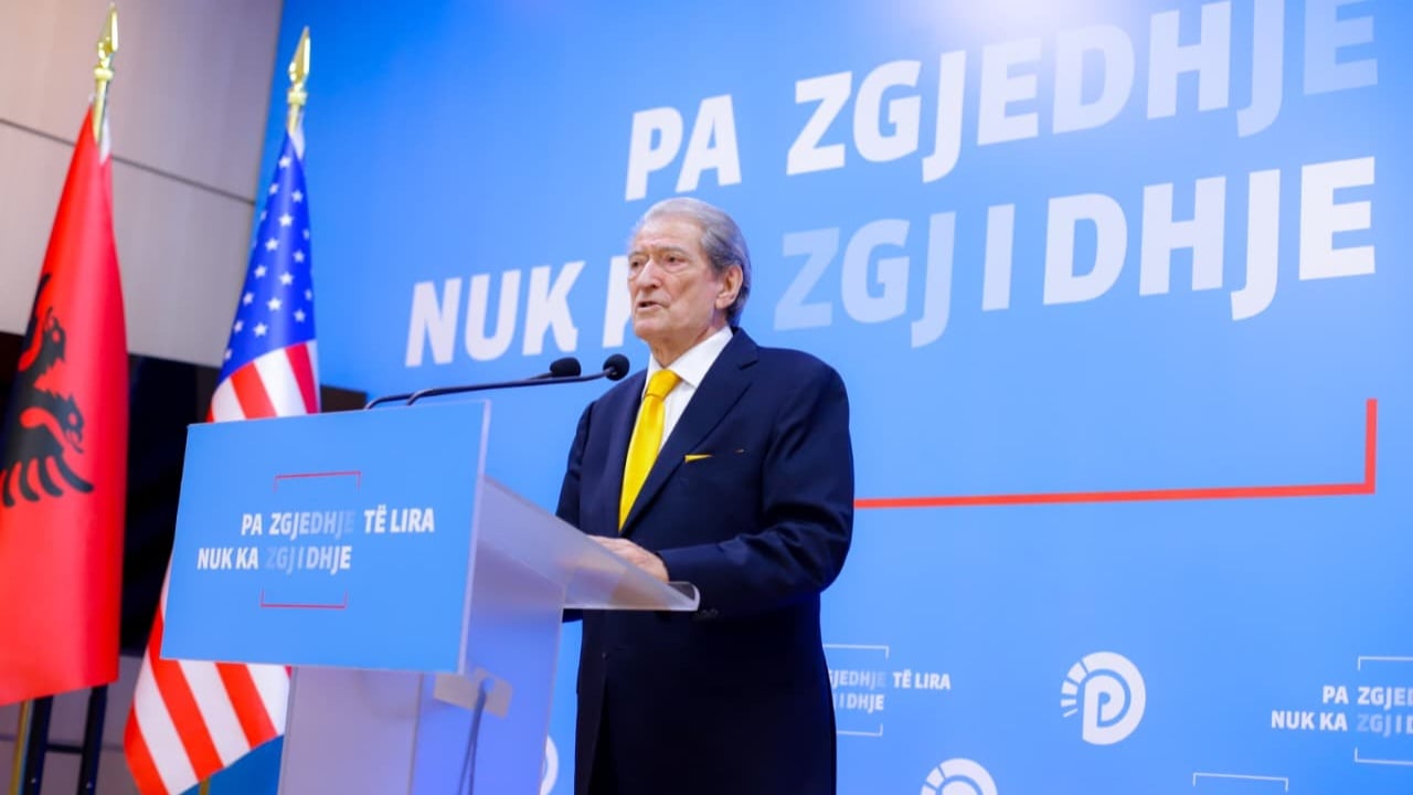 “Shpenzimet shtetërore tani janë sekrete”, Berisha: Po shkelet Kushtetuta. Rama po vepron si…