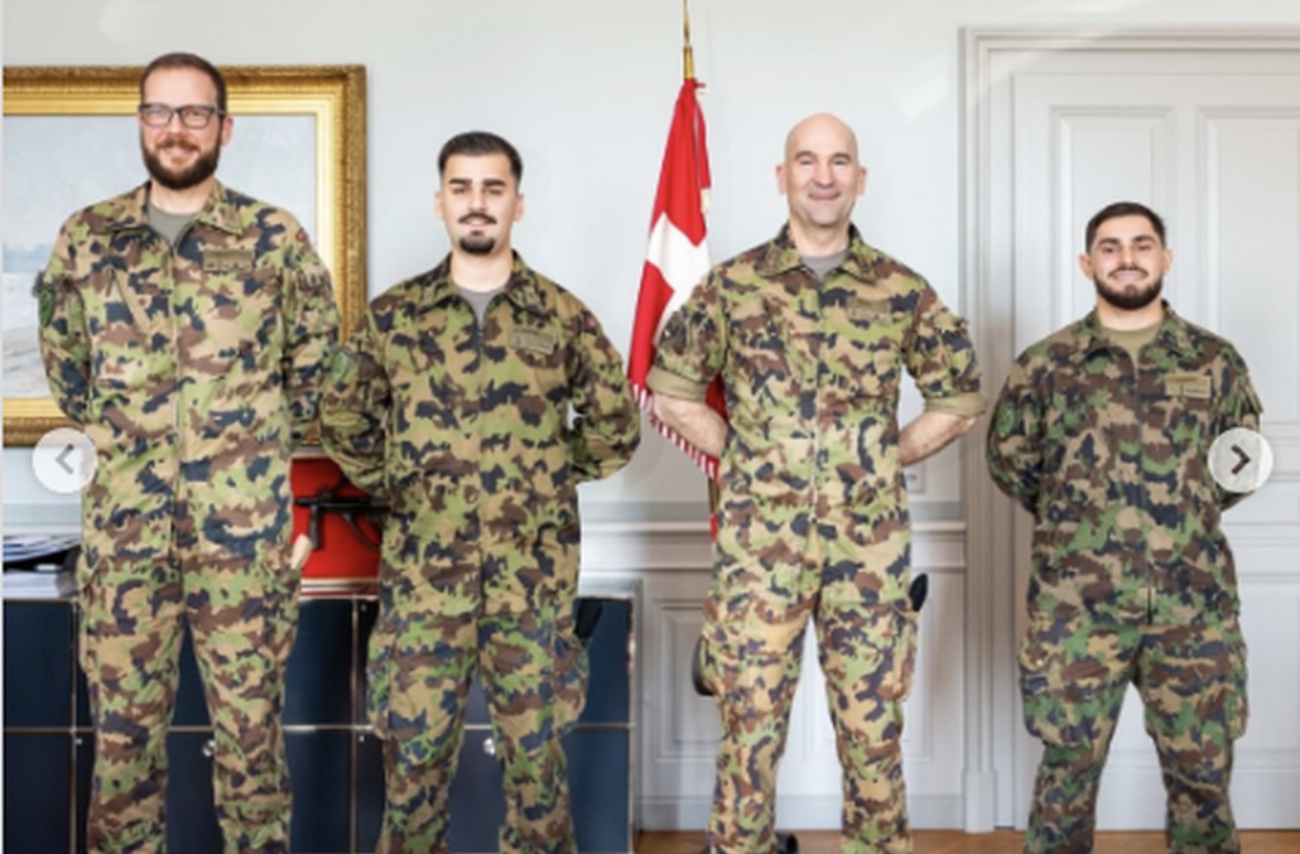 Shpëtuan jetën e një gruaje/ Ushtria e Zvicrës, dekoron tre ushtarët shqiptarë