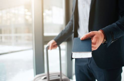 Shqiptarët tani ikin me leje pune! Bien me 28% kërkesat për azil për 7-mujorin