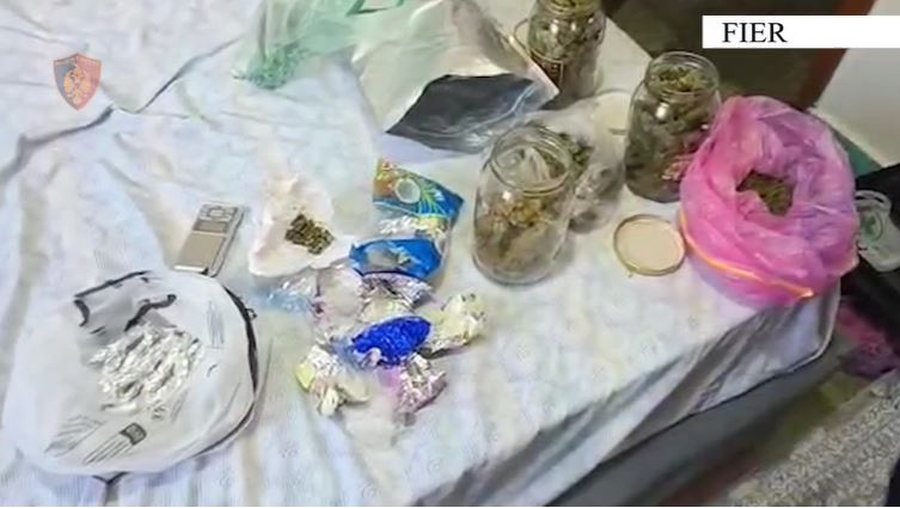 Siguronte dhe shiste drogë, arrestohet 31-vjeçari në Fier