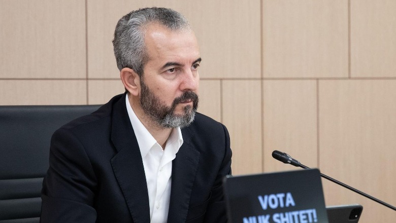 “Sistemi nuk i favorizon”, Celibashi: Forcat e reja politike e kanë të vështirë të gjejnë hapësirën e tyre!