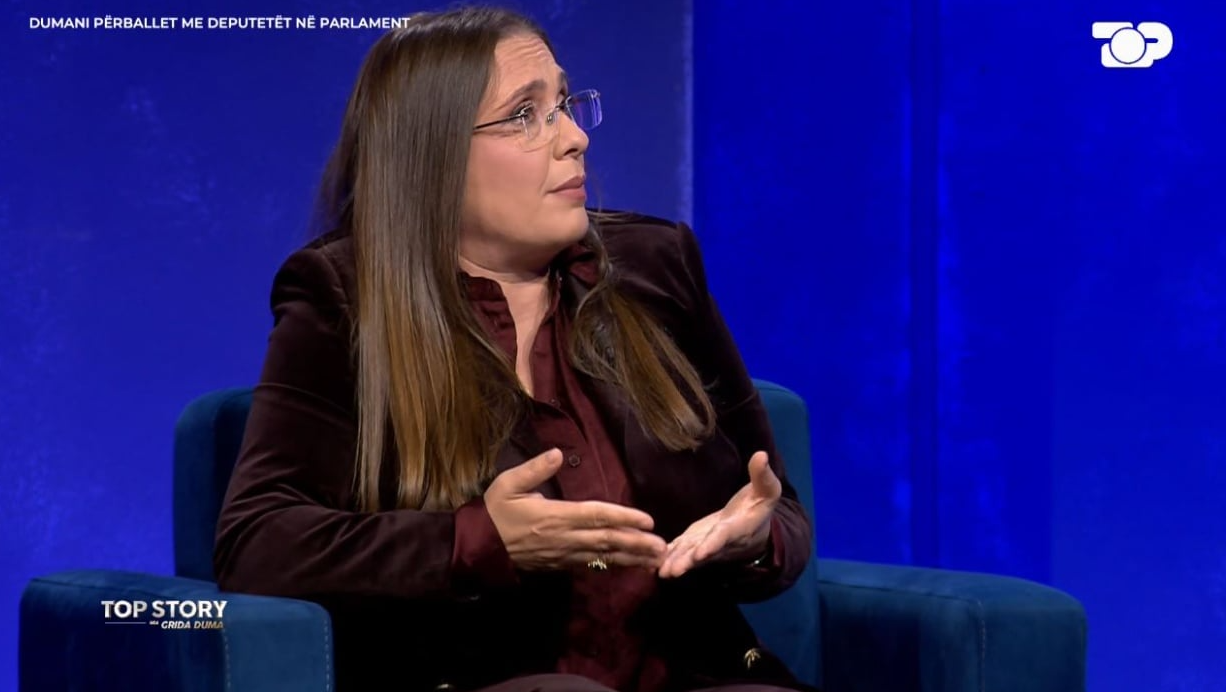 ”SPAK në presion”, gazetarja Hoxha: Media nuk është armik, është aty për të pyetur edhe 40 herë