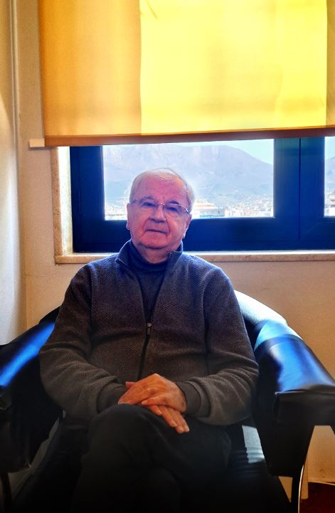 Spartak Ngjela zbardh prapaskenat e fundit, ja kush e mban “peng” Sali Berishën dhe pse refuzon të largohet nga…