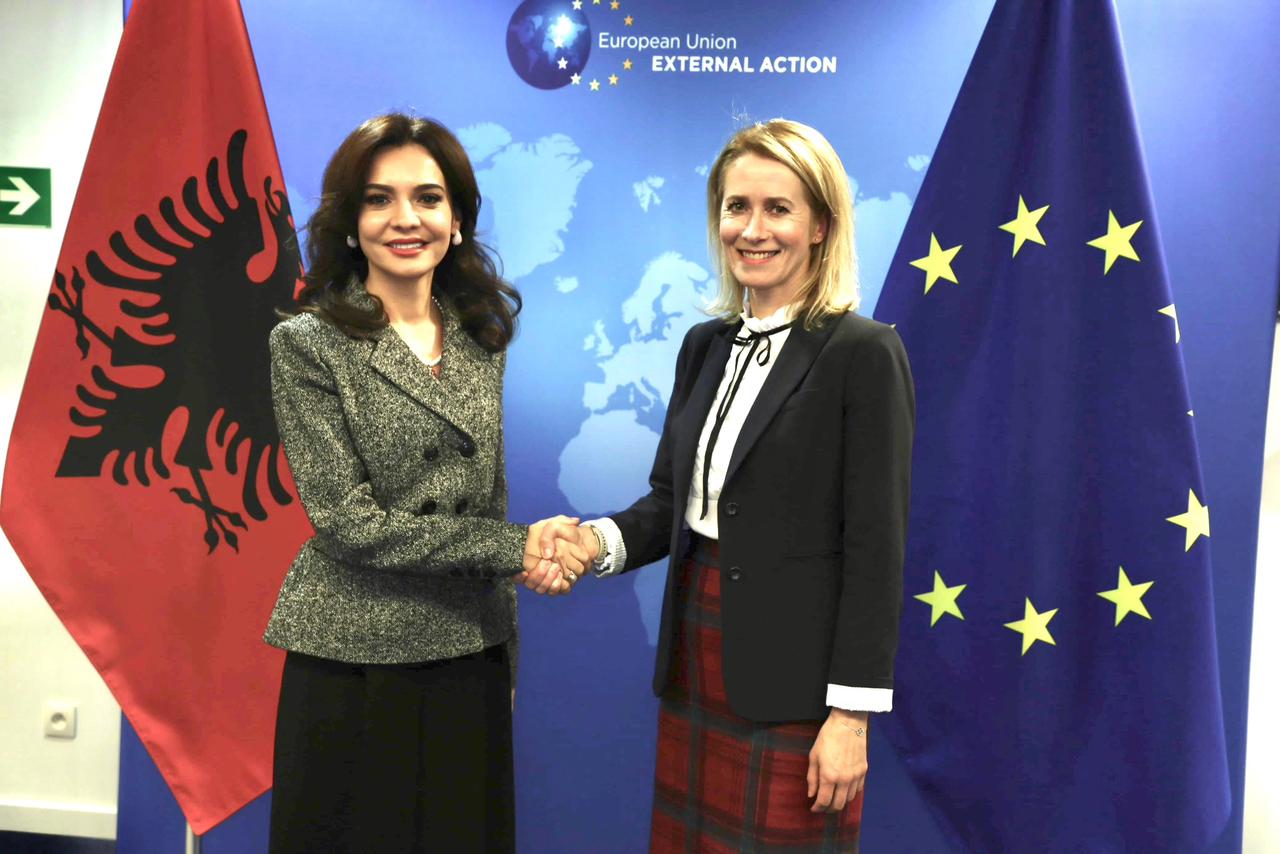 Spiropali pritet nga Kryediplomatja Europiane Kaja Kallas: Integrimi i Ballkanit Perëndimor në BE, përfshirë Kosovën, investim strategjik për të ardhmen e përbashkët