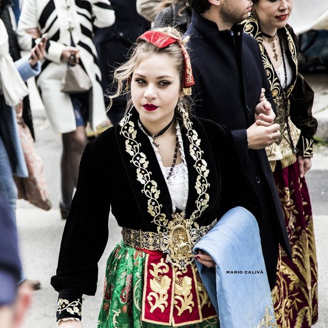 Studimi për lidhjet gjenetike të shqiptarëve: ADN-ja është ende e njëjtë me arbëreshët e sotëm, “kushërinj” me grekët e veriut