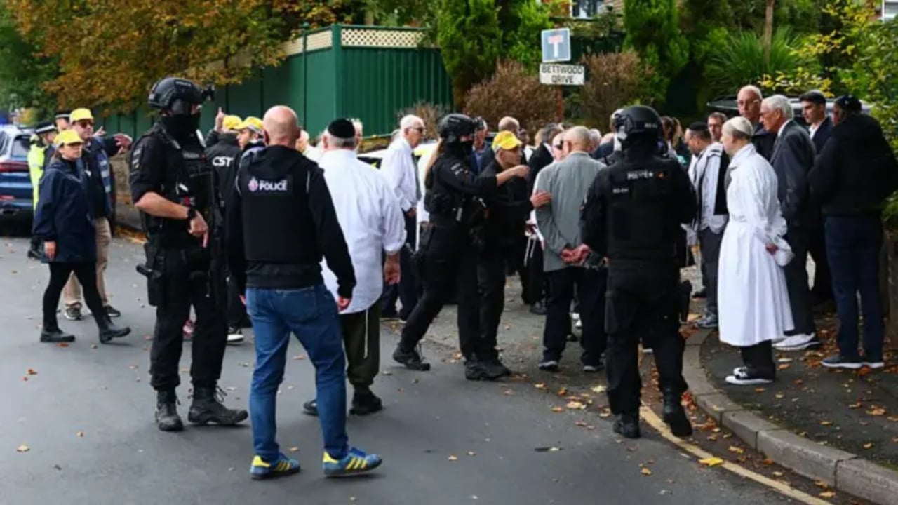 Sulmi në një sinagogë në Mançester/ Rëndohet bilanci i viktimave, dy persona ndërrojnë jetë, tre në gjendje të rëndë