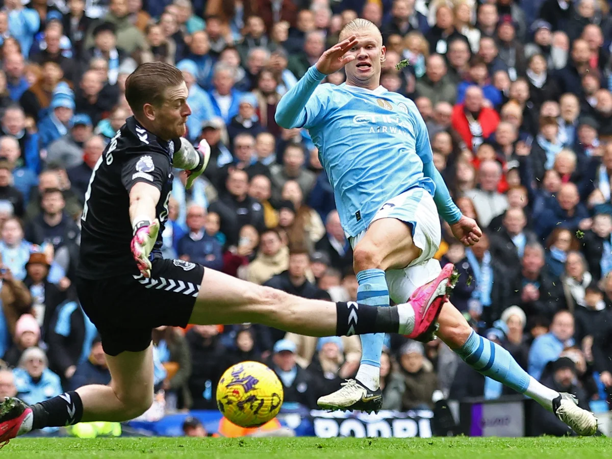 Super Haaland! “Përbindëshi” shënon dy gola ndaj Evertonit dhe City merr përkohësisht kreun