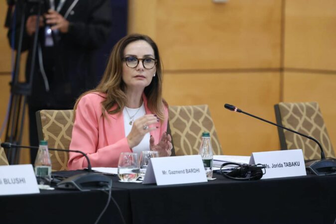 Tabaku: Integrimi evropian kërkon reforma reale, jo prezantime PowerPoint. Kanë mbetur jashtë dialogut..