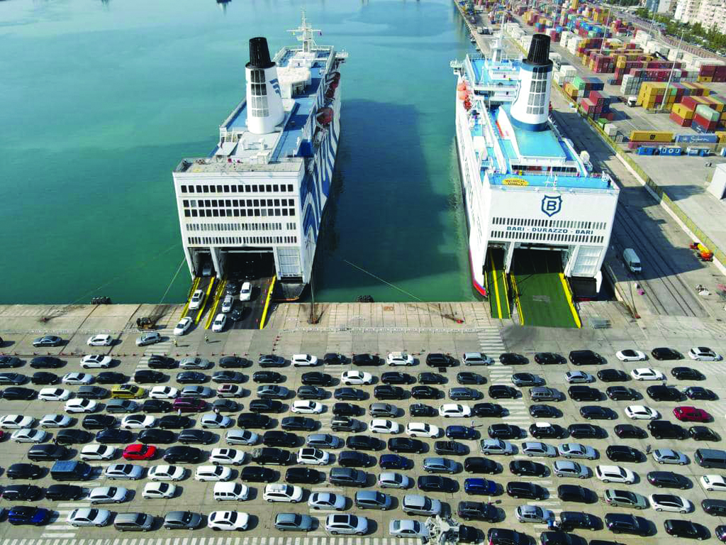 Tarifa e re për pasagjerë, kompanitë e trageteve paralajmërojnë rritje çmimesh të biletave me 2 euro