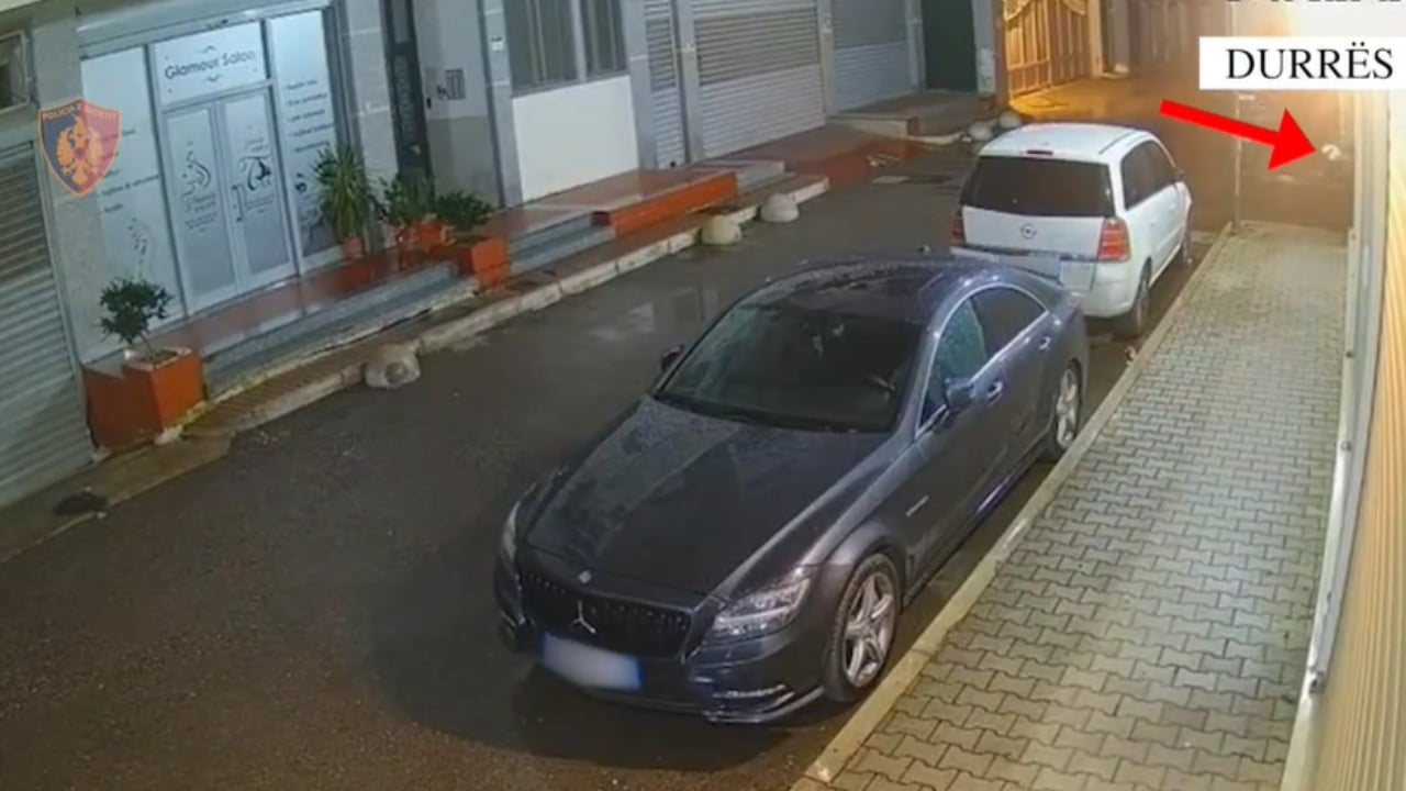 Thyente xhamat e automjeteve dhe vidhte sende personale të shoferëve, arrestohet 37-vjeçari në Durrës