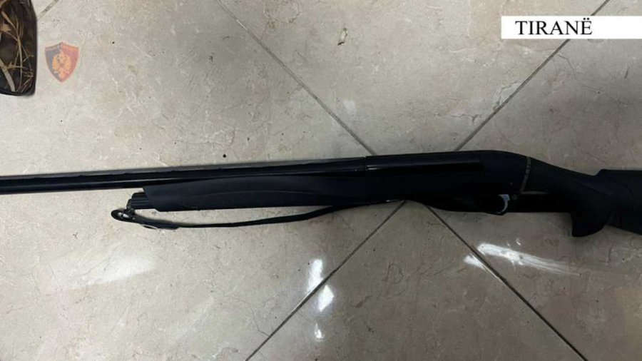 Tiranë/ Gjuante shpendë tek liqeni i Prushit, arrestohet 35-vjeçari