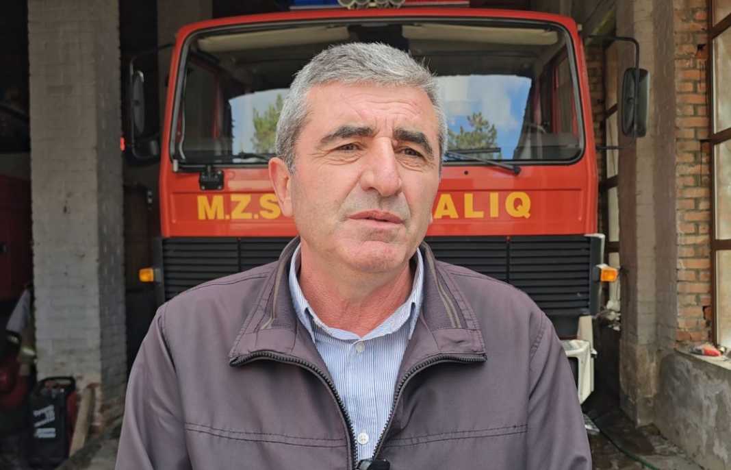 Tragjedia në Maliq/ Shefi zjarrfikës: Fëmijët u gjetën jashtë, pistat tregojnë…