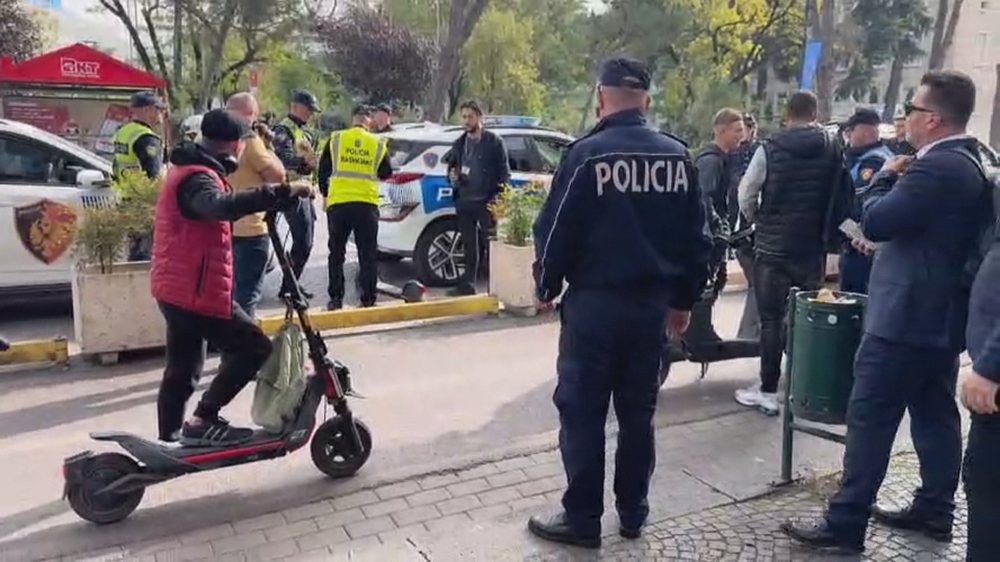Tre ditë pa rregulla/ Policia harroi aksionin, monopatinat fluturojnë lirshëm