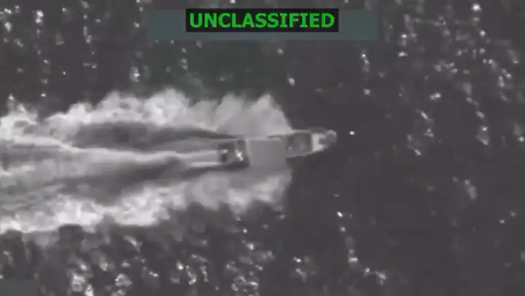 Tre të vrarë nga sulmi i dytë i SHBA-ve ndaj një anijeje të dyshuar për drogë në Paqësor