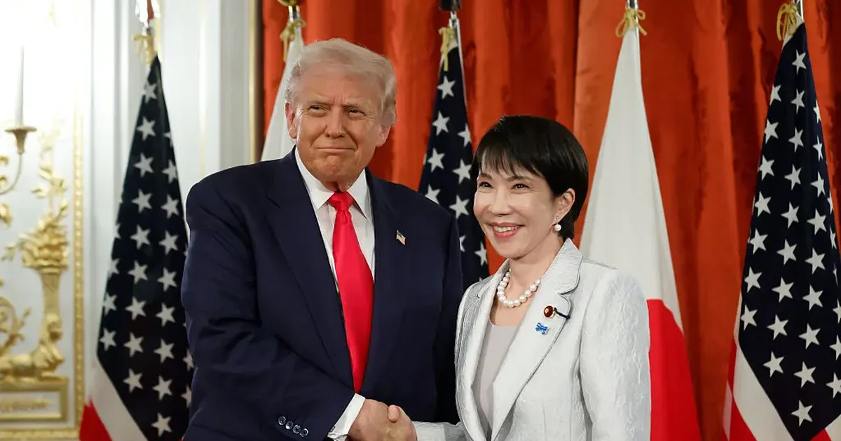 Trump bën ‘biznes’ në Japoni, firmos marrëveshje për blerjen e mineraleve të rralla