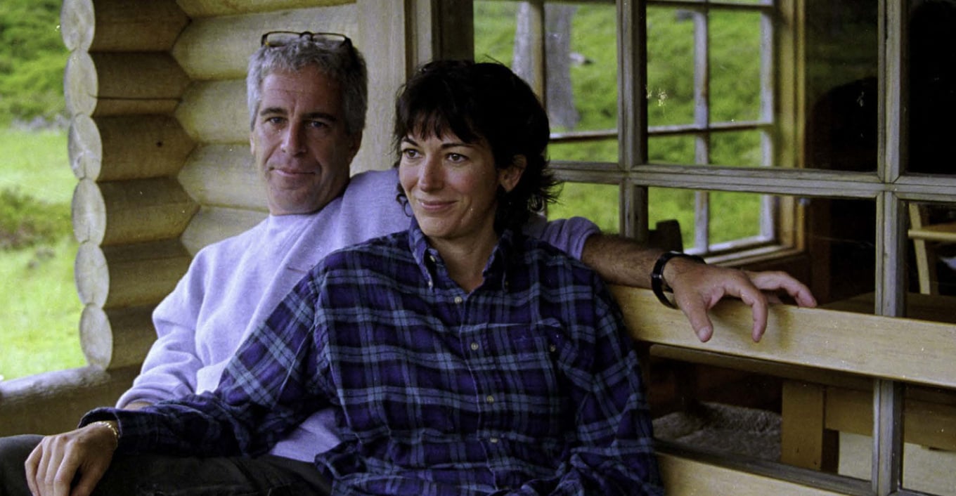 Trump po shqyrton faljen për bashkëpunëtoren e burgosur të Epstein, Gillian Maxwell