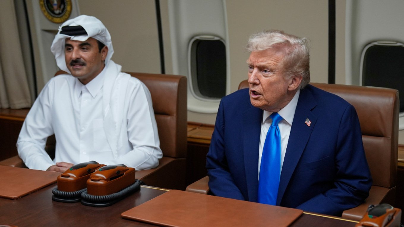 Trump takohet me emirin e Katarit në Air Force One: Ju keni një Lindje të Mesme të sigurt dhe shpresoj të mbetet kështu