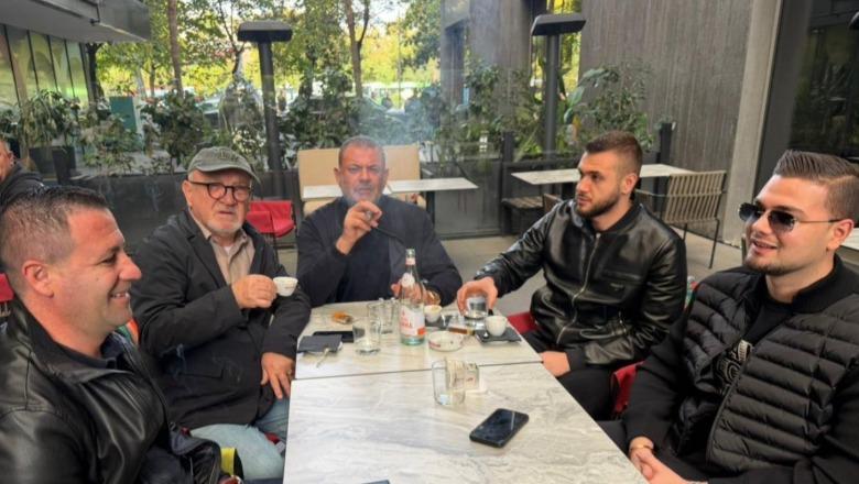 ‘U arratis pas urdhërarrestit nga SPAK’, Tom Doshi-Berishës: O mashtrues, jam në mes të Tiranës! Kreu i PD fshin postimin