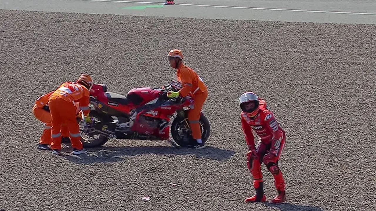 U dëmtua pas rrëzimit në Indonezi, kampioni i botës humbet dy garat e ardhshme