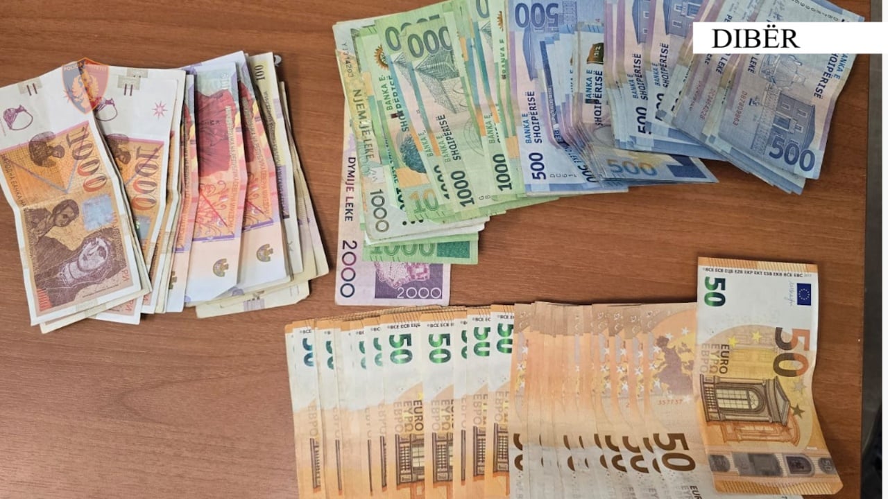 U kap duke transportuar mallra të kontrabanduara nga Maqedonia e Veriut, arrestohet 42-vjeçari dhe doganieri