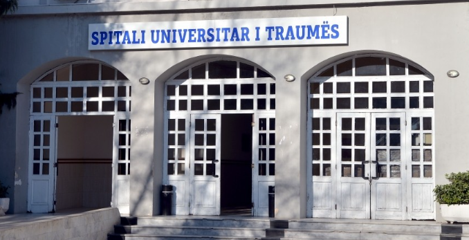 U plagosën me thika, 5 të mitur te Trauma, ja si është gjendja shëndetësore