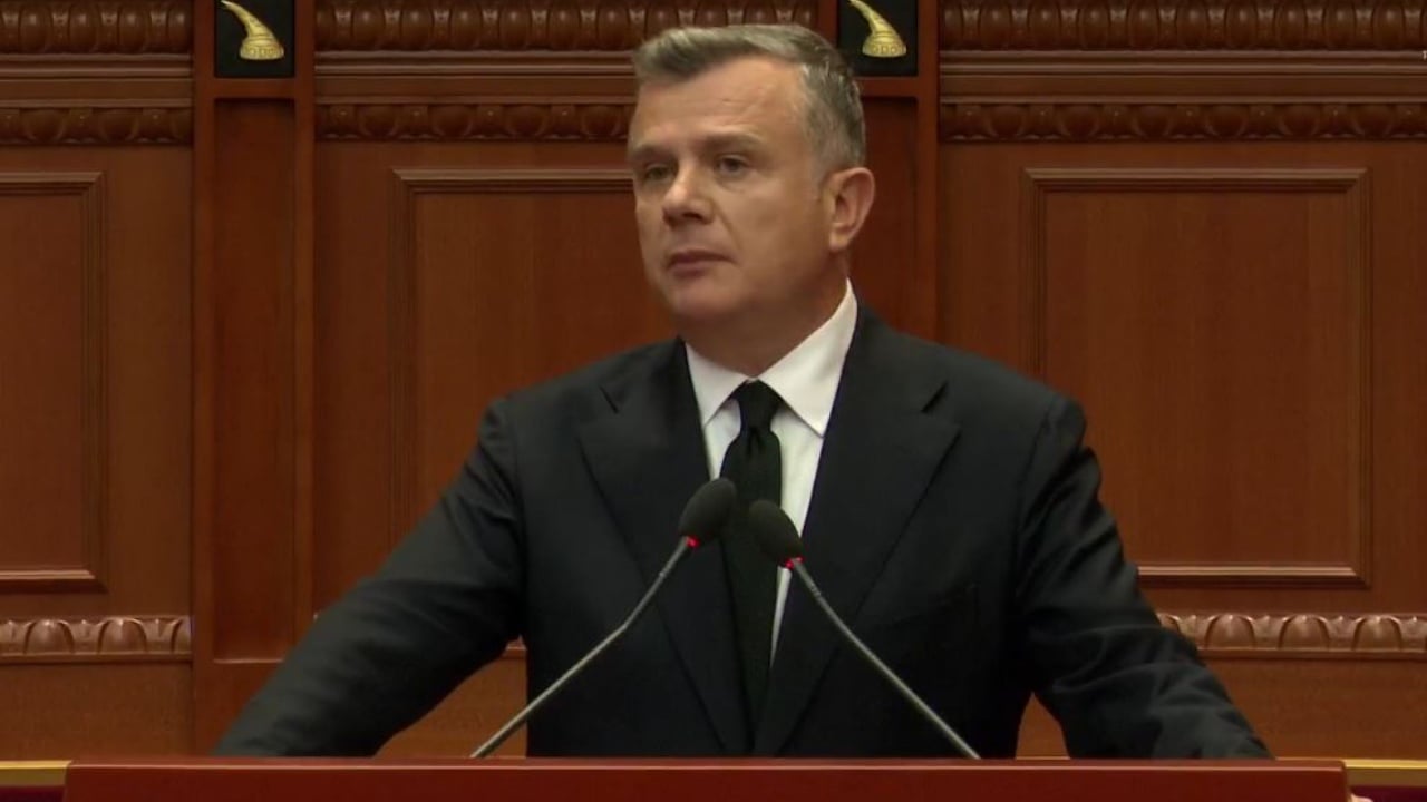 “U rrekët të dëshmonit kush e do më shumë liderin”/ Balla-opozitës: Edhe 100 herë të kthehesha mbrapa, të njëjtin kallëzim do bëja për Berishën