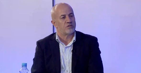 “Veliaj politikisht ka marrë fund”, Baçi: Rama e shkarkoi politikisht Veliajn që në Asamble, gjykata s’e shpëton dot