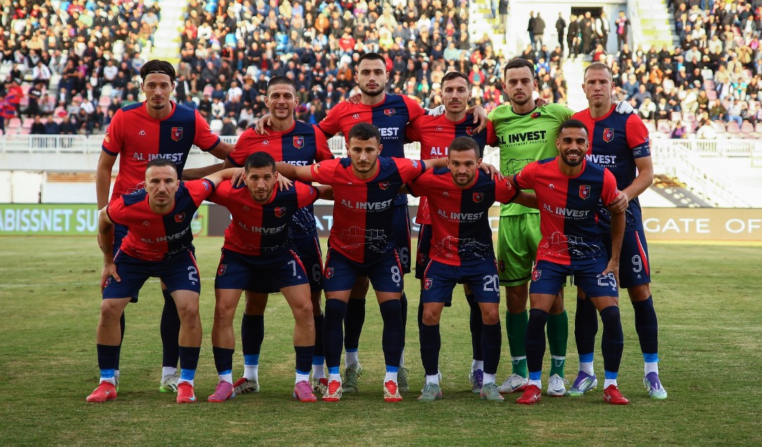 Vllaznia nuk i ndahet vendit të parë, situata në Superiore pas javës së tetë