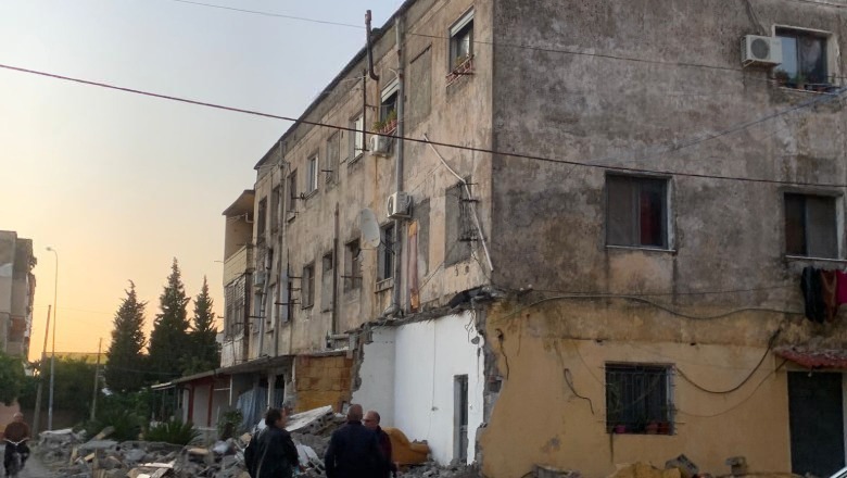 Vrasja e gjyqtarit Kalaja/ Kjo është godina në Shkodër për të cilën ka lindur konflikti