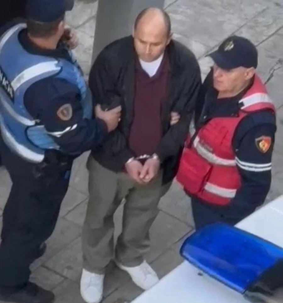 Vrasja te ‘Komuna e Parisit’, picieri vret kuzhinierin. Zbardhet dëshmia: Më bullizonte