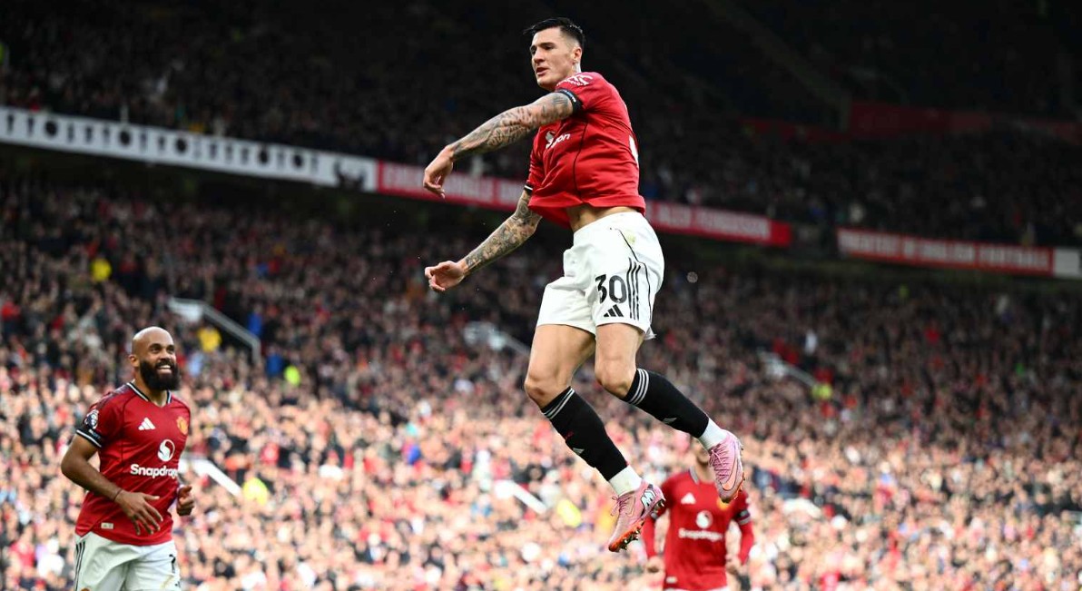 Xhaka dhe Sunderland dorëzohen në “Old Trafford”, Arsenal e ka keq punën me dëmtimet (video)