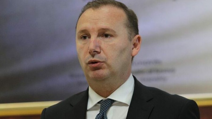 Zbardhet sherri me deputetin në Kosovë, avokati i qytetarit tregon fyerjet: Gënjen gruaja dhe nëna jote