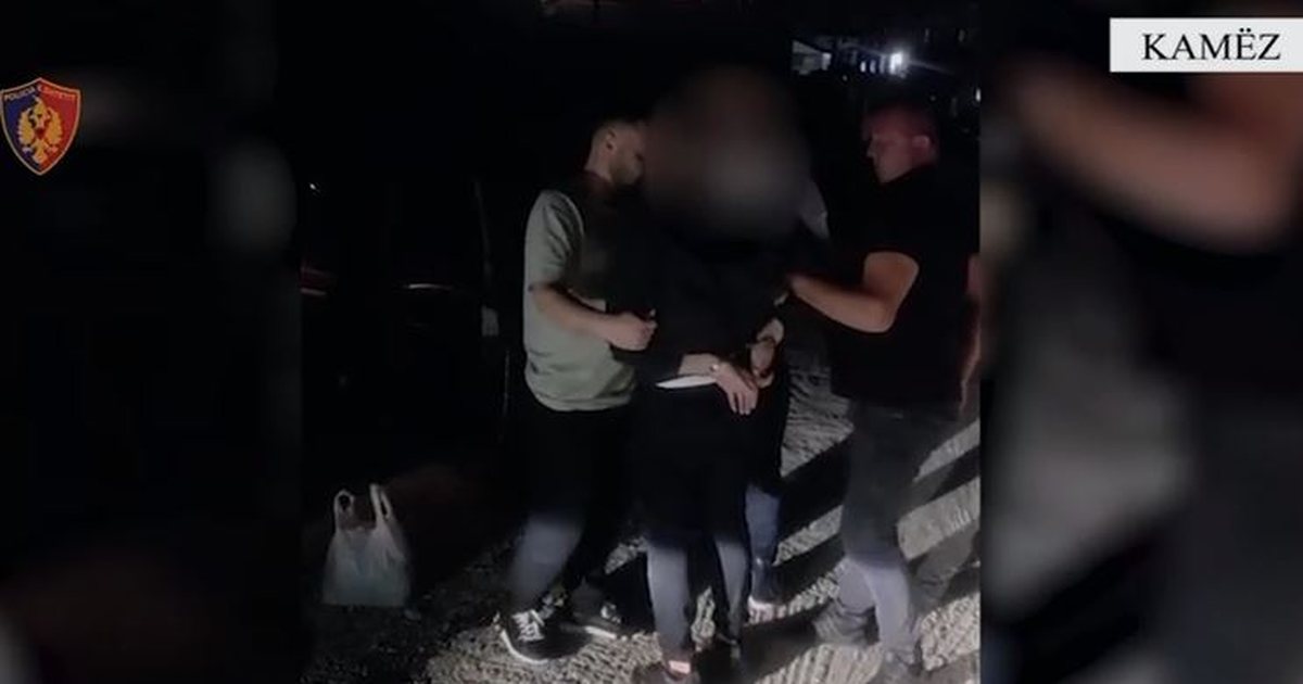 Zbulohet ‘shtëpi bari’në Kamëz, arrestohen 2 persona, iu gjenden edhe kallëpe me tritol