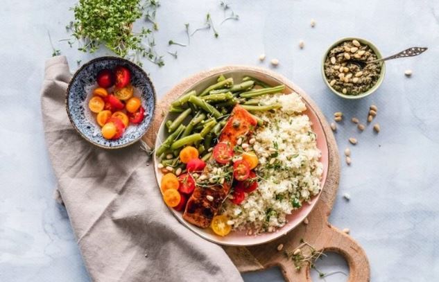 Zbuloni ushqimet më të mira, kundër simptomave të reumatizmit