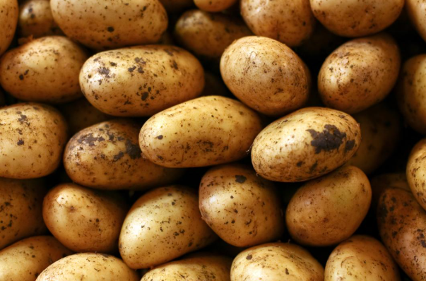 Zierja e lëvorës së patateve zgjidhë një nga problemet më të mëdha