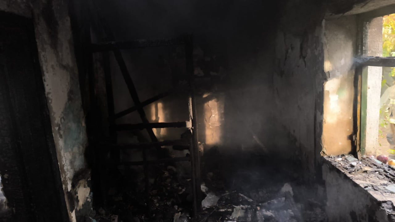 Zjarr në Maliq/ Flakët përfshijnë banesën në fshatin Sovjan, nuk raportohet për të lënduar