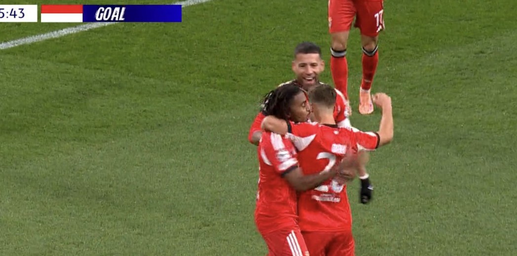 45′ e para: Ajax kurrë më parë kaq keq, mungon goli në Stamboll (video)