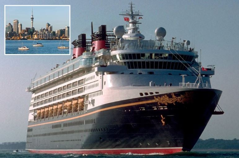 73-vjeçari bie nga anija turistike gjatë udhëtimit për në Zelandën e Re, ekipet e shpëtimit prej orësh në kërkim të burrit