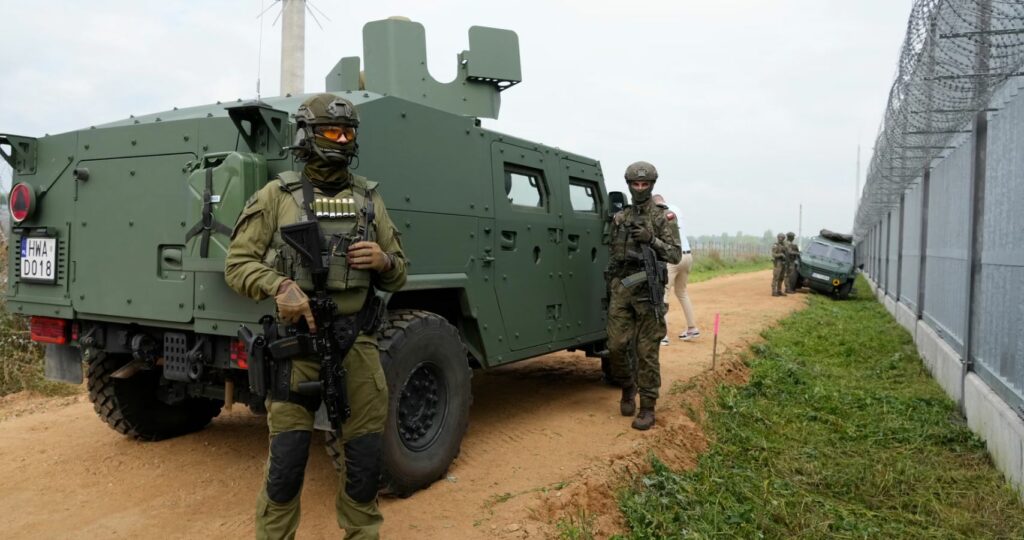 A po i rikthehet Polonia një militarizmi sovjetik?