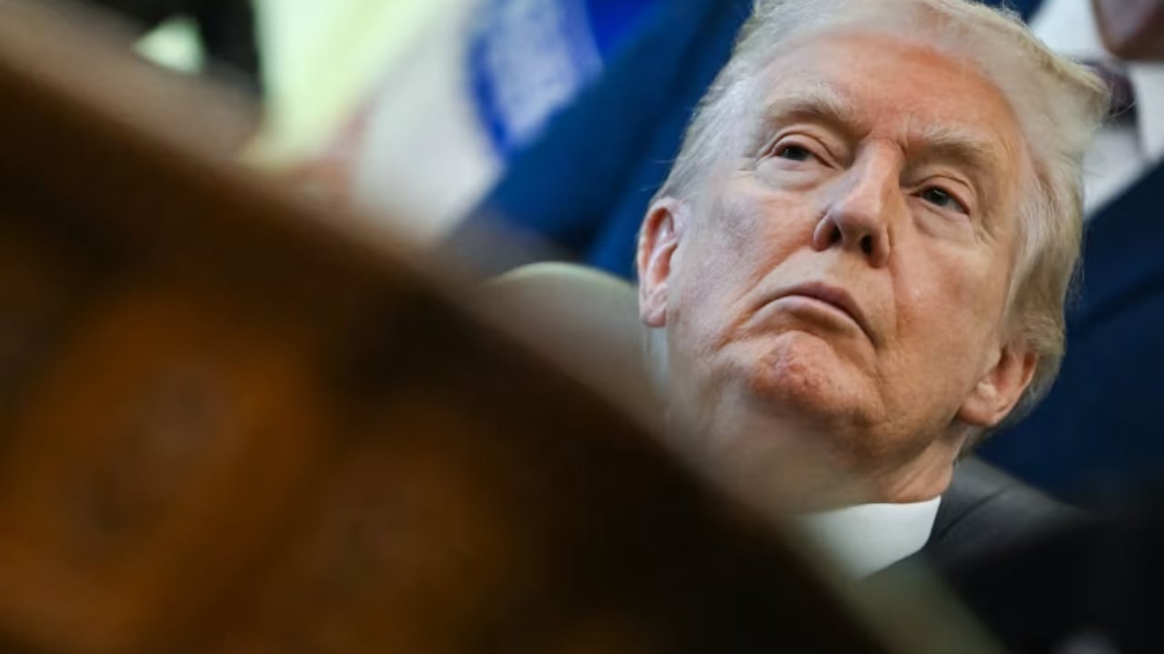 Administrata Trump kërkon publikimin e dosjeve të Epstein, nisin përçarjet brenda Partisë Republikane