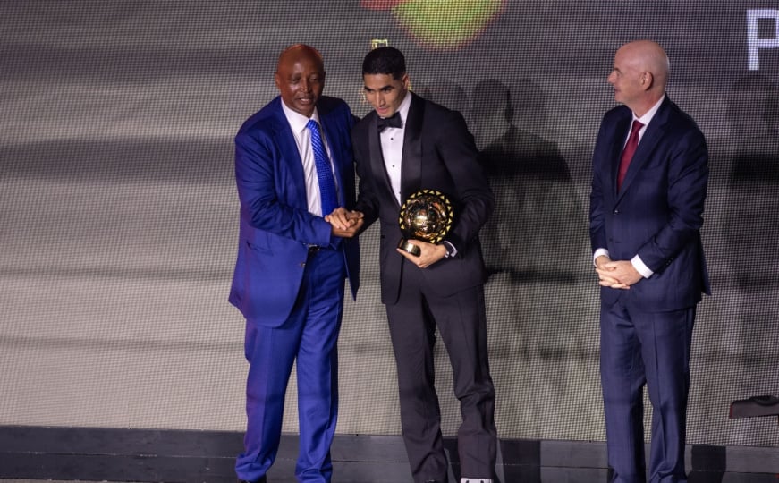 Afrika: Hakimi, më i mirë se Salah!