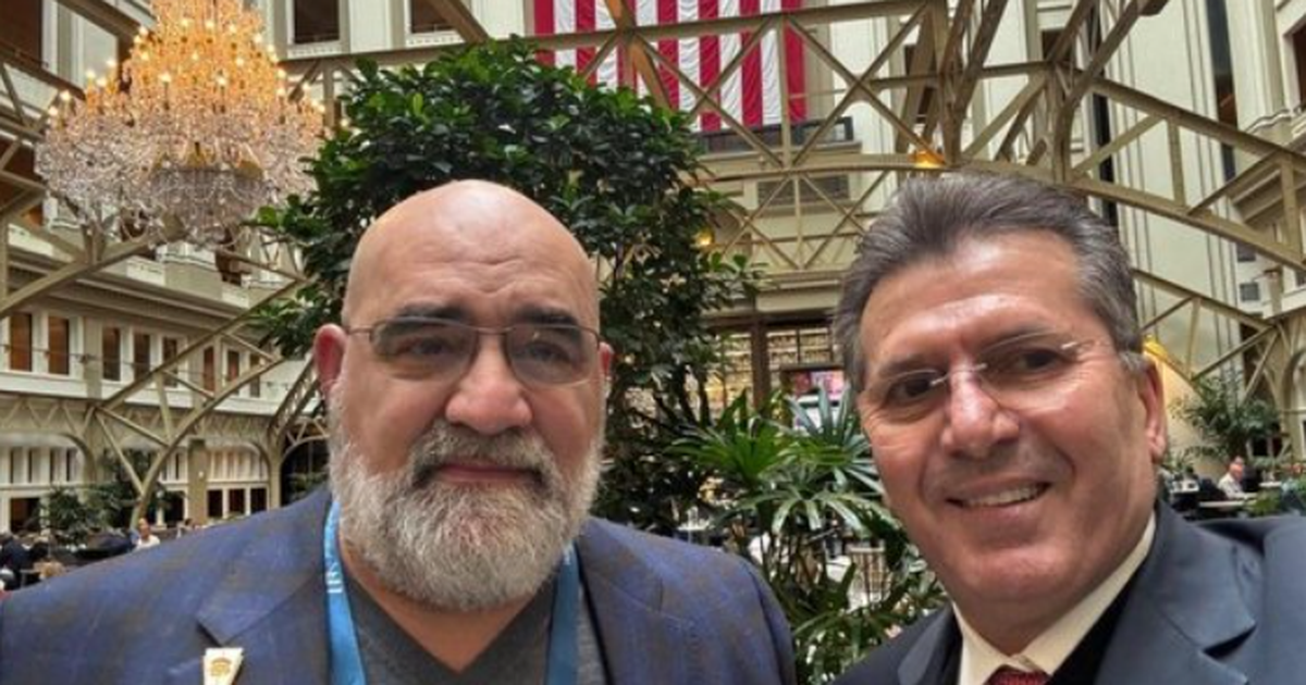 Akomodim e ‘relax’ indian për Chris LaCivita! Reagon PR: Të bësh masazh nuk është krim