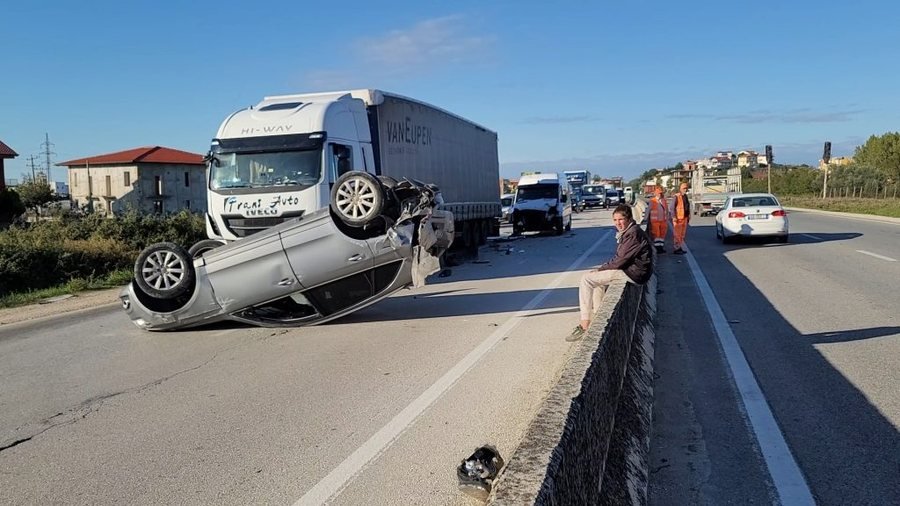 Aksident tragjik në Cërrik, humb jetën një 70-vjeçar