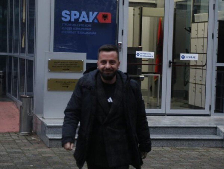 Akuzohet për shkelje të barazisë në tendera, pas rreth 2 orësh Erion Isai lë ambientet e SPAK