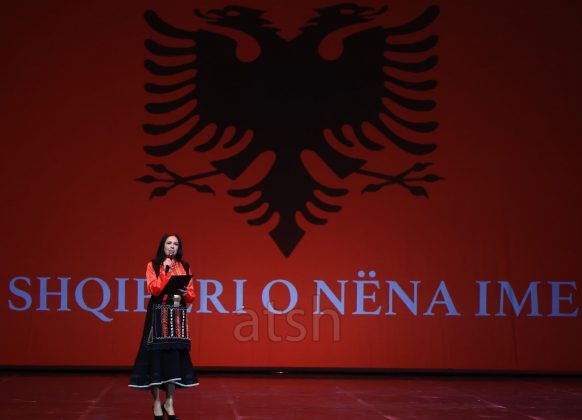 Ansambli Popullor çeli nëntorin e festave me koncertin “Shqipëri, o nëna ime”